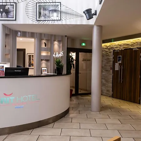 Brit Privilège Hotel