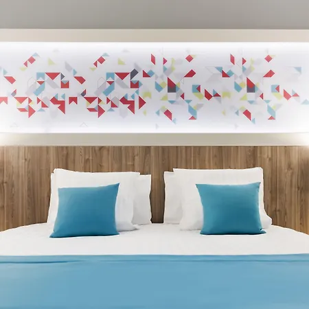 Brit Privilege פיג'אק