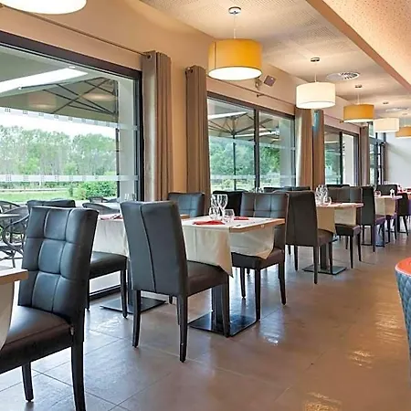 Hotell Brit Privilege 3*