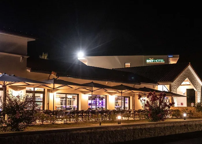 Отель Brit Privilege